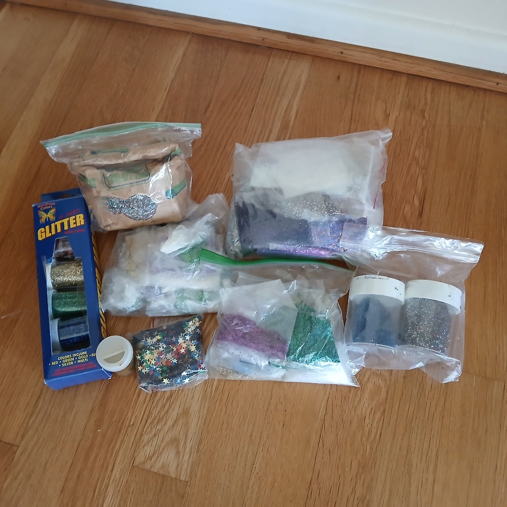 Lot Assorted colored Glitters with shaker bottles 4 lbs